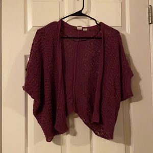 Roxy Short Sleeve Sweater Shawl
